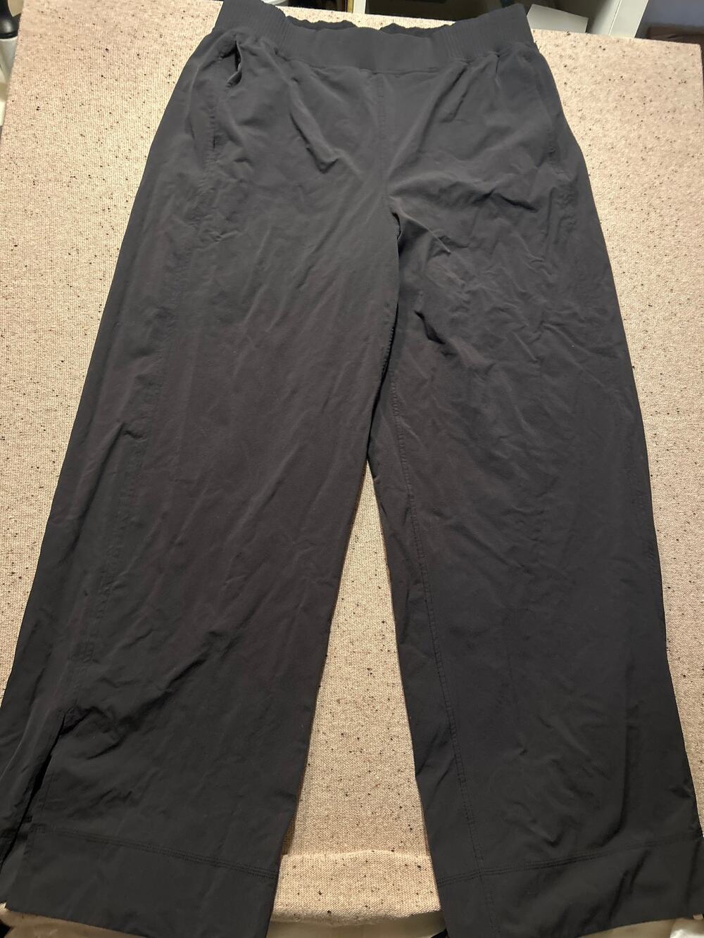 Lululemon Stretch Woven Full Length Wide Leg Pants XL Black